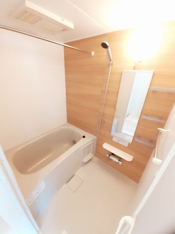 バス・シャワールーム　図面と現状に相違がある場合には現状を優先