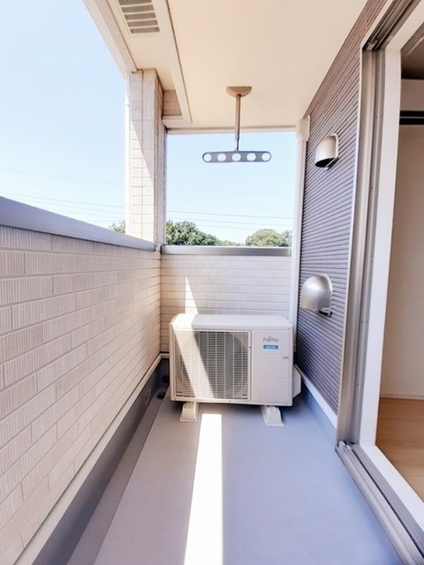 バルコニー　図面と現状に相違がある場合には現状を優先