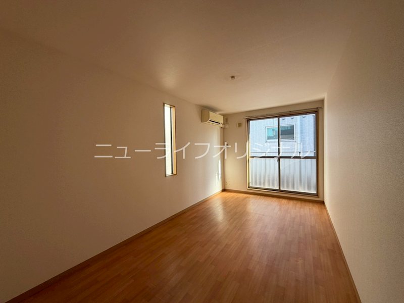 その他部屋・スペース　8.7帖2Ｆの洋室です。