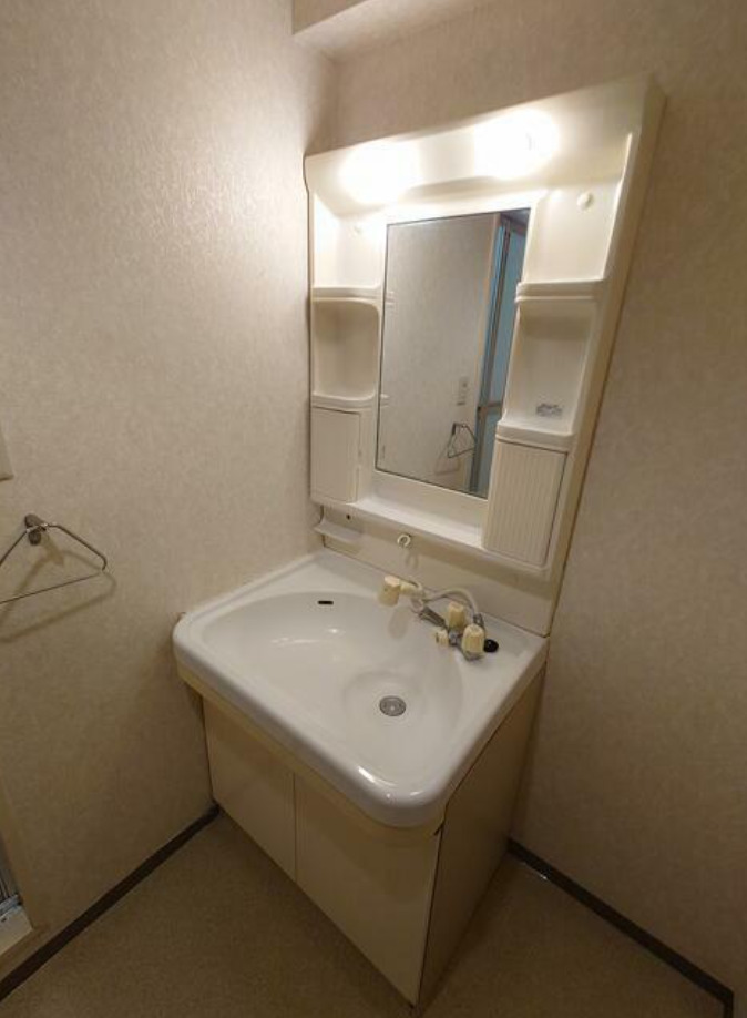 洗面設備　忙しい朝には欠かせない洗面所です