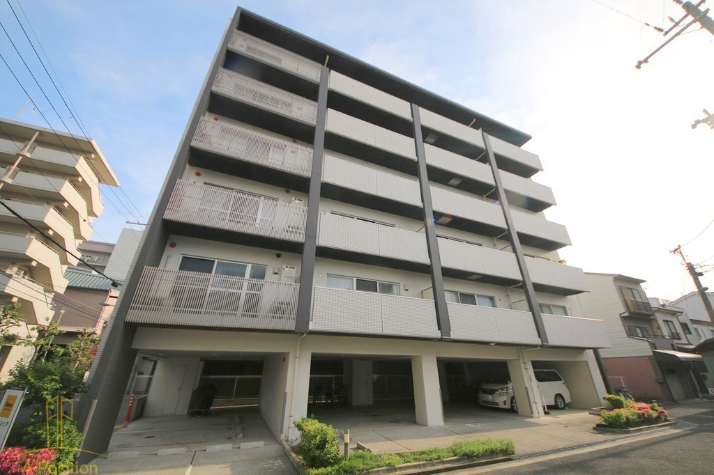 建物外観　AVANTI