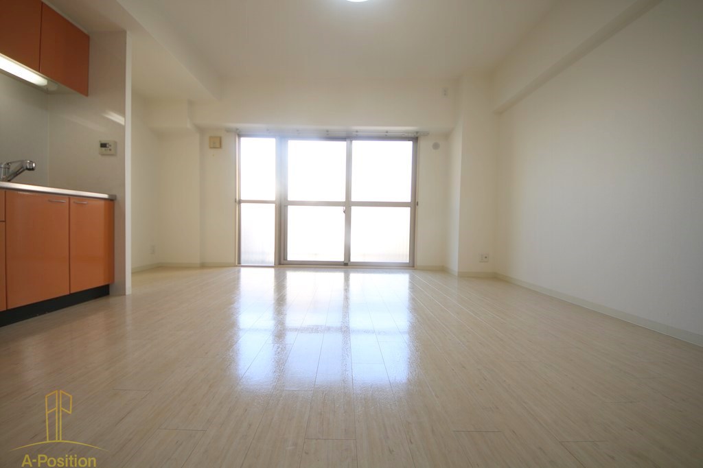 居室・リビング　AVANTI