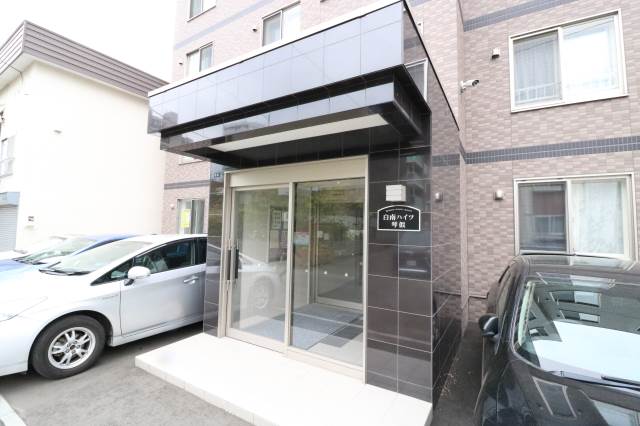 エントランス　建物入り口♪