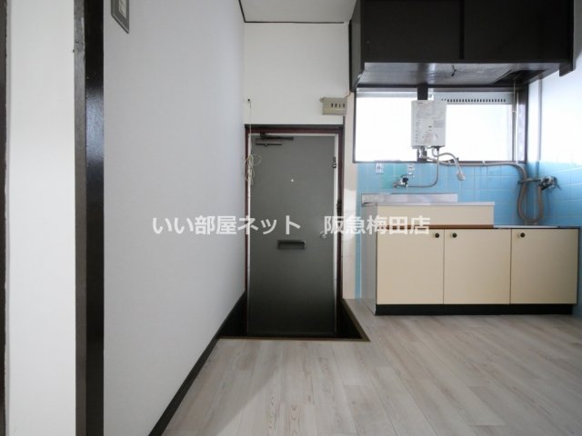 玄関　図面と現状が異なる場合は現状優先となります。