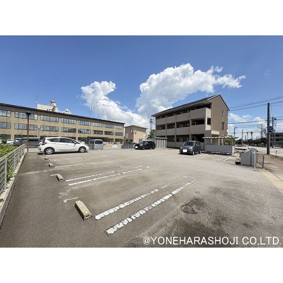 駐車場　融雪駐車場