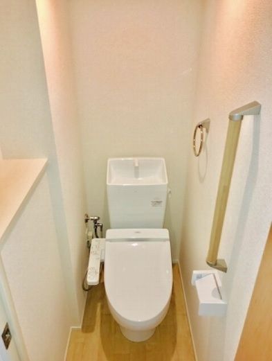 トイレ　トイレ