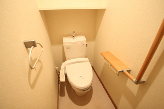 トイレ　※別部屋の写真です