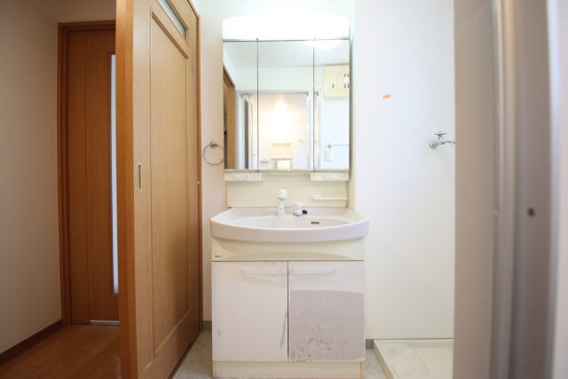 洗面設備　※別室の参考写真の為、現況優先です。