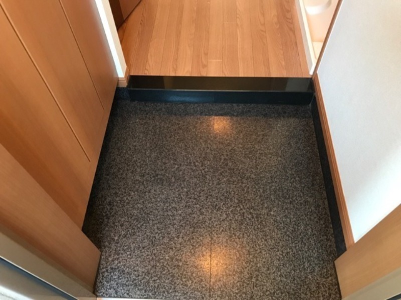 玄関　図面と現状に相違がある場合には現状を優先