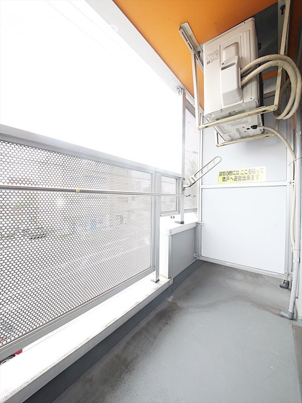 バルコニー　バルコニー