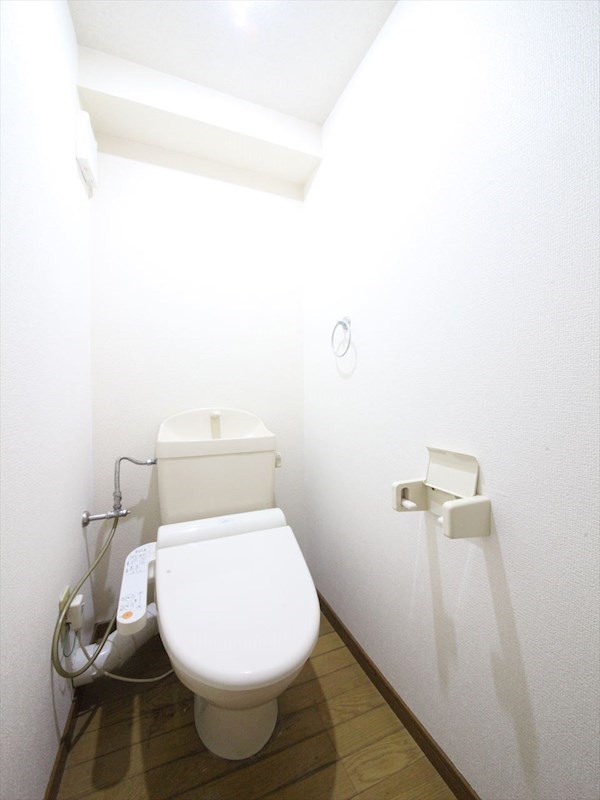 トイレ　トイレ