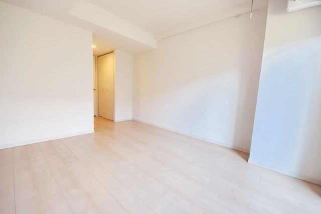 居室・リビング　★8.2帖洋室★