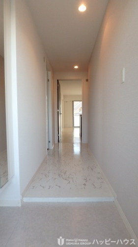 玄関　別部屋の写真になります。現状を優先とします。