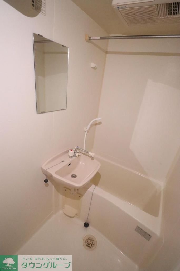 バス・シャワールーム　バス