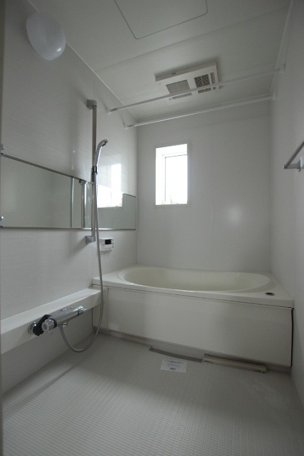 バス・シャワールーム　同物件別号室