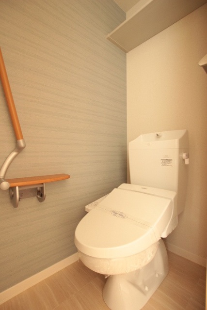 トイレ　同物件別号室