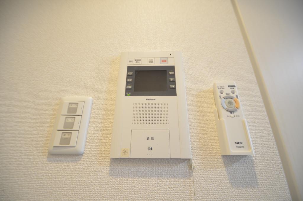 セキュリティ　カメラ付インターホン