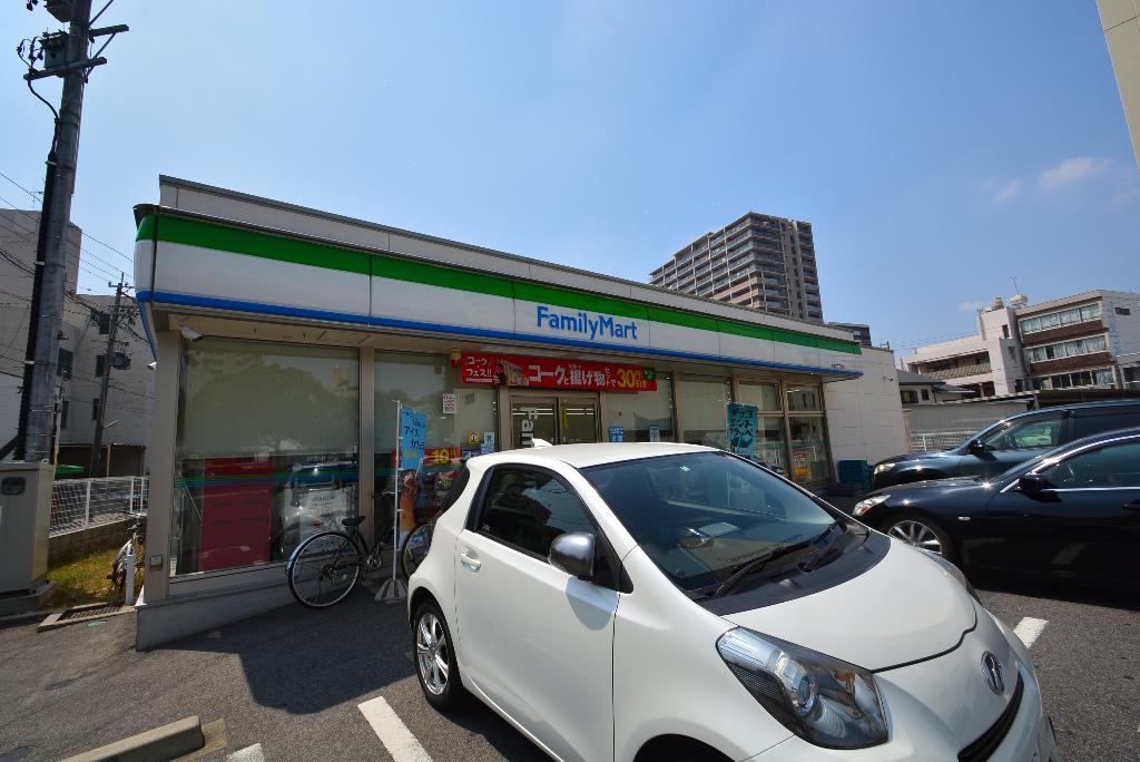 その他　ファミリーマート松原二丁目店（その他）まで372m