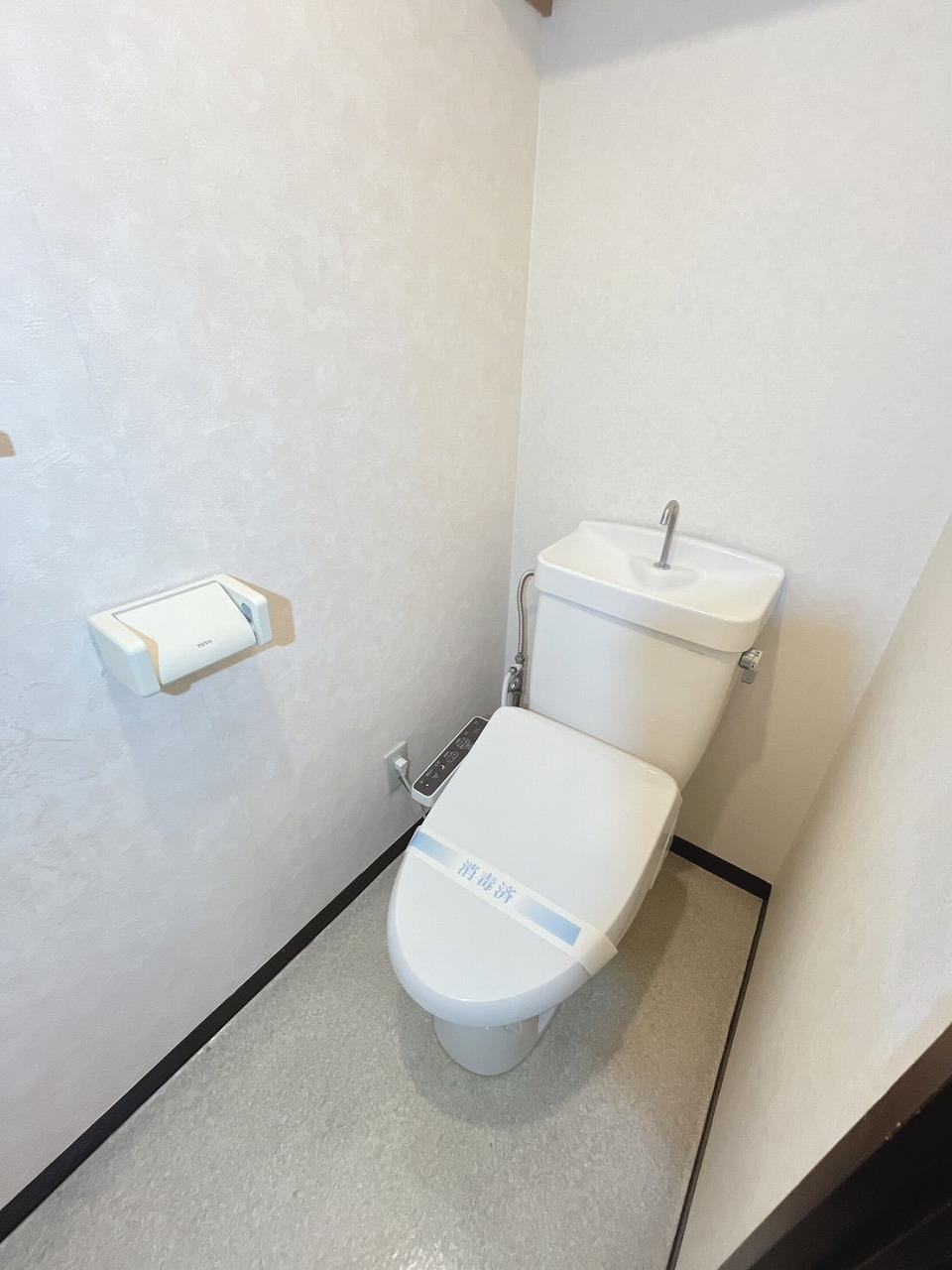 トイレ　ウォシュレット完備