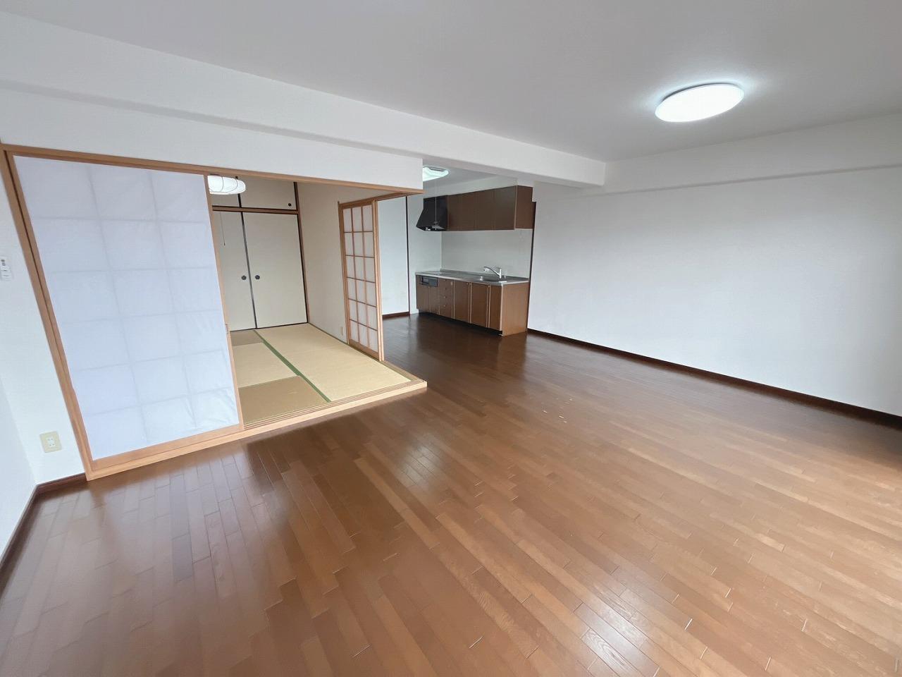 居室・リビング　リビング・エアコン完備