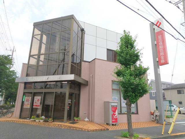 銀行　足立成和信用金庫六木支店（銀行）まで577m