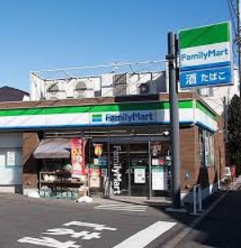 コンビニ　ファミリーマート 世田谷奥沢一丁目店（コンビニ）まで316m