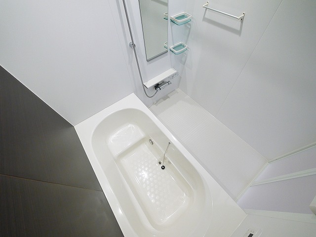 バス・シャワールーム　ゆったり過ごせるお風呂です