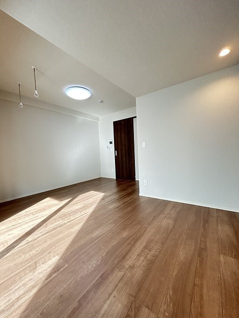 その他部屋・スペース　落ち着いて過ごせるお部屋なので、寝室にいかがでしょうか