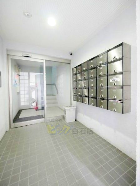 エントランス　人気のオートロック付きマンションです♪