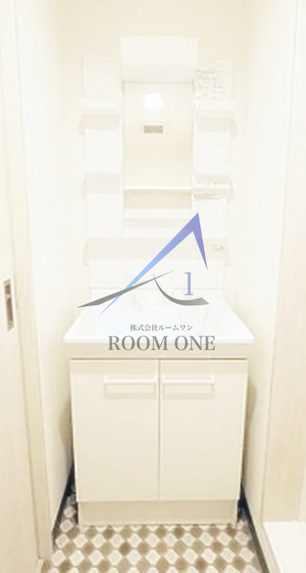 洗面設備　独立洗面台です。