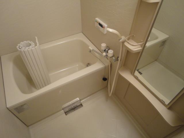 バス・シャワールーム　バスルーム(追炊き)