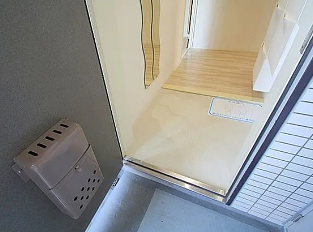 玄関　※同施工会社のイメージ写真※