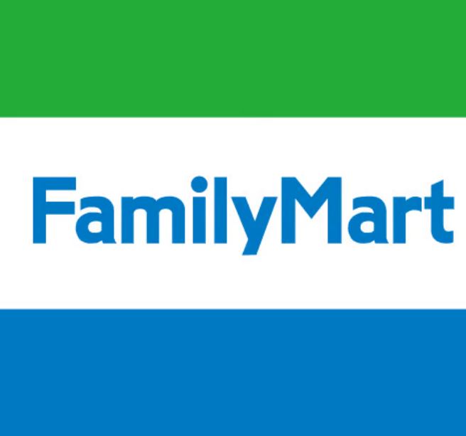 コンビニ　ファミリーマート高田馬場戸山口店（コンビニ）まで194m