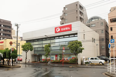 銀行　千葉銀行南行徳支店（銀行）まで350m