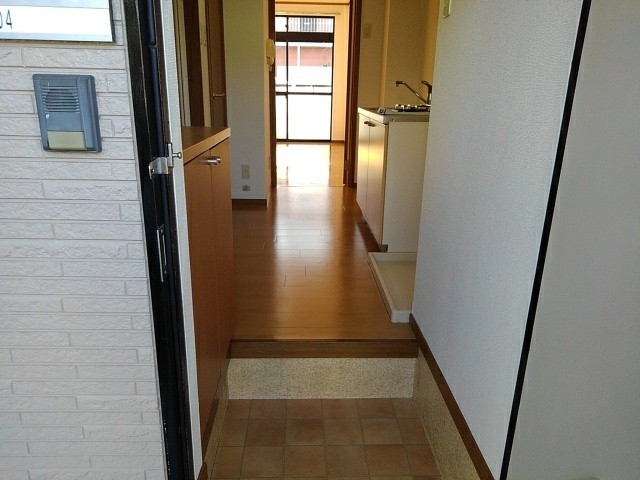 玄関　シューズボックス付き