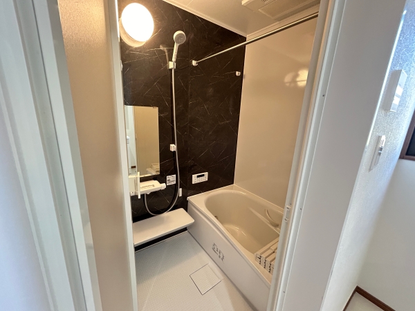 バス・シャワールーム　※103号室参考画像になります。