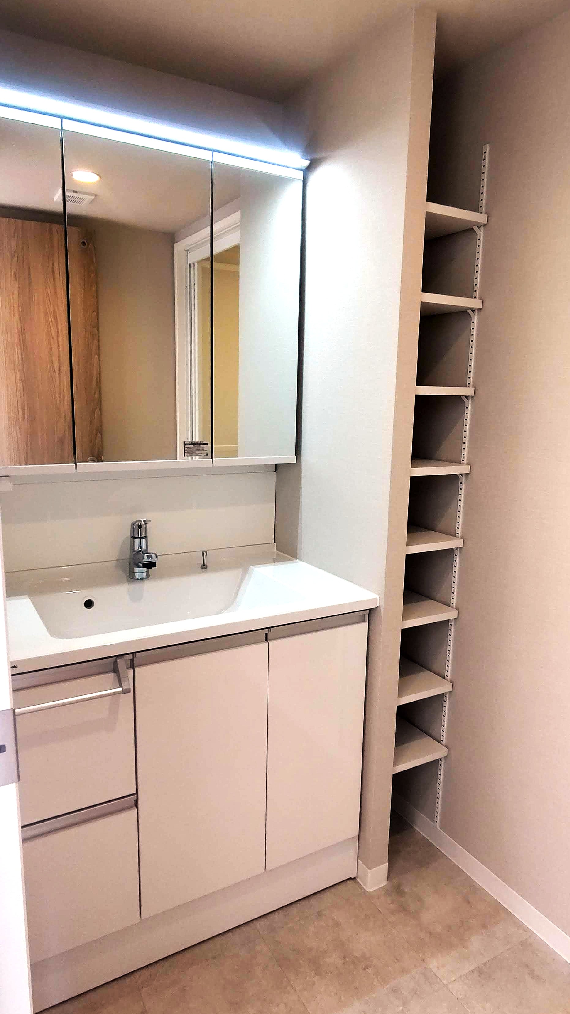 洗面設備　Panasonic製洗面化粧台新調