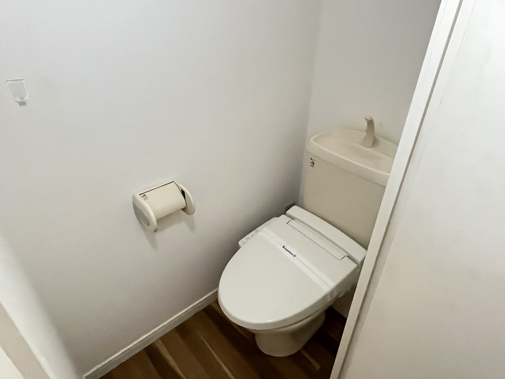 その他　温水洗浄便座設置