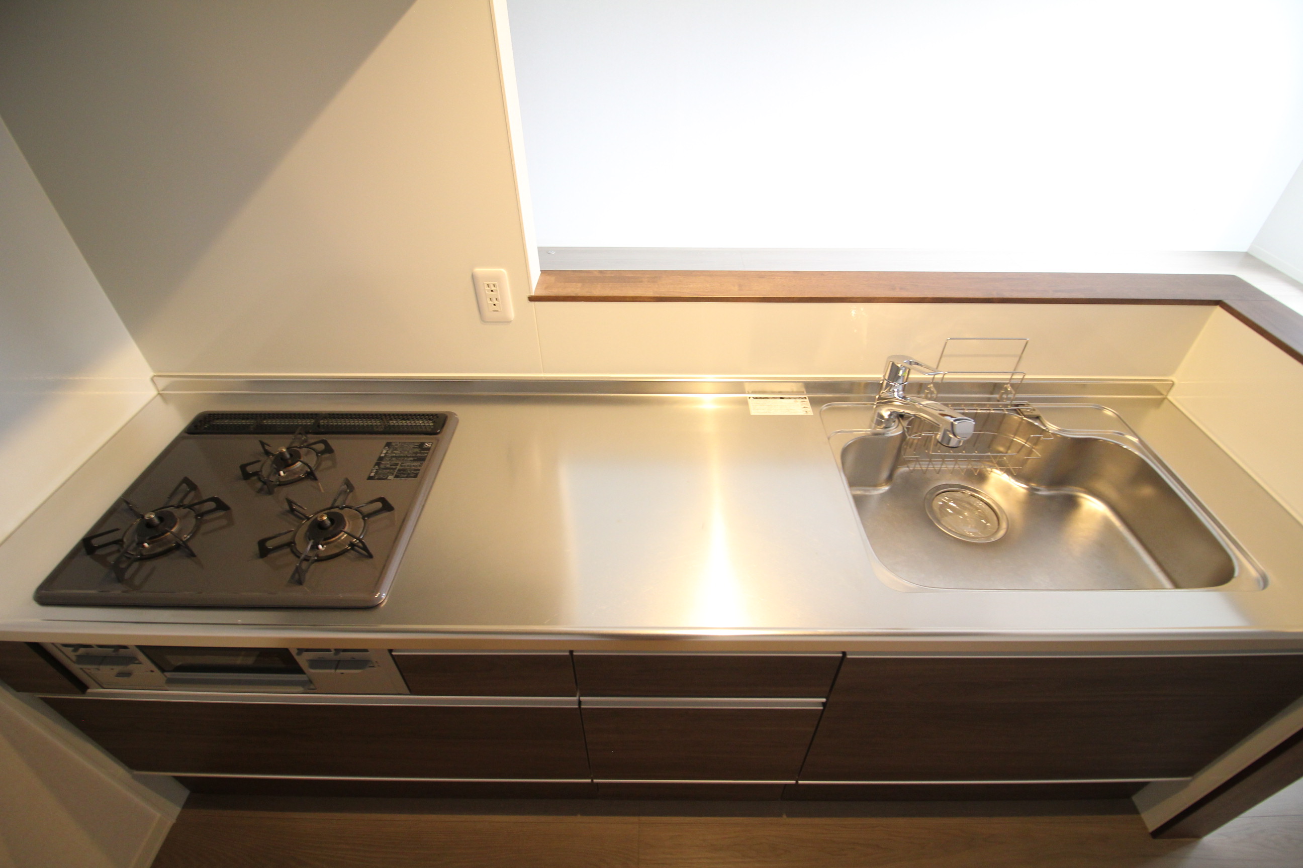 キッチン　3口コンロで同時調理可能♪