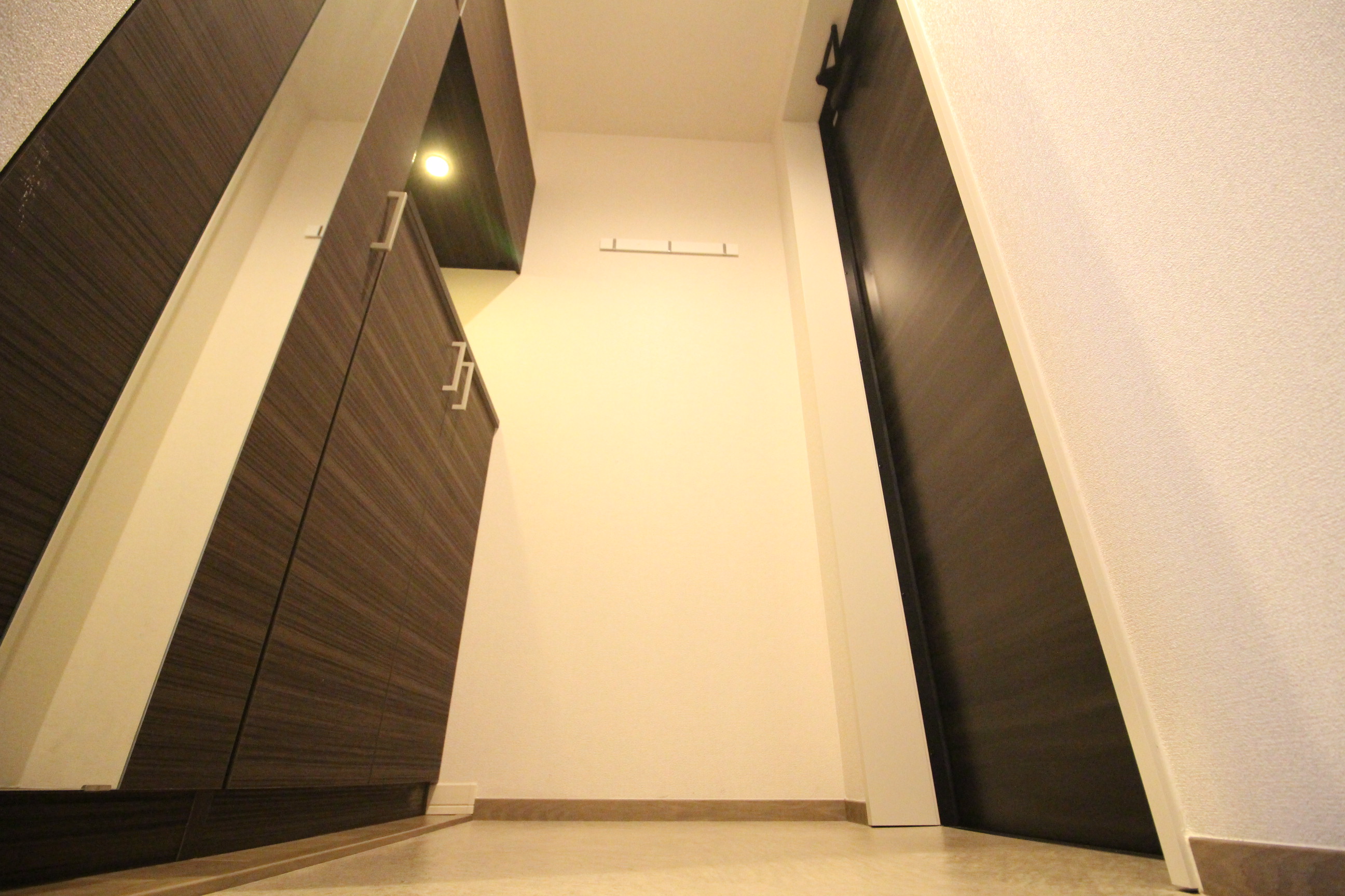 玄関　シューズBOXあります♪