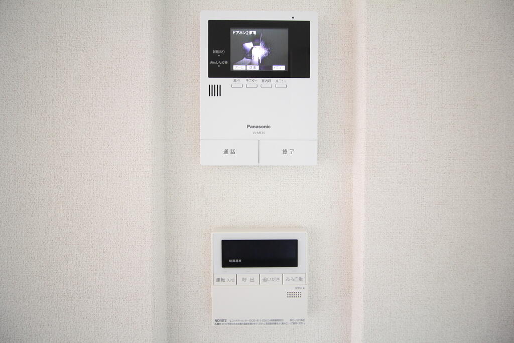 セキュリティ　モニター付きインターホン♪
