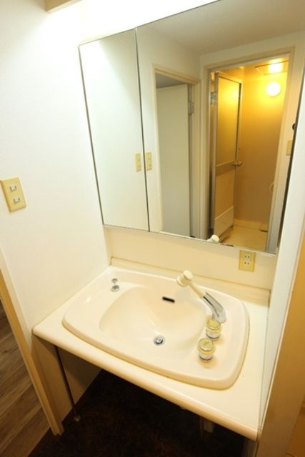 洗面設備　★広々独立洗面台★