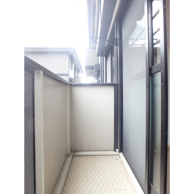 バルコニー　図面と現状に相違がある場合には現状を優先