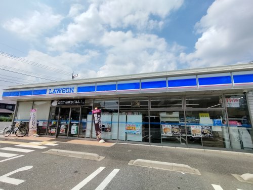 コンビニ　ローソン さいたま東門前南店（コンビニ）まで198m