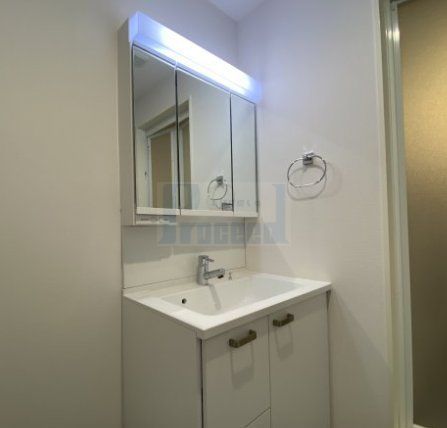 洗面設備　※別部屋参考写真※現況優先です