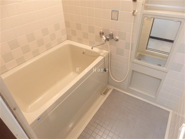 バス・シャワールーム　乾燥機付浴室