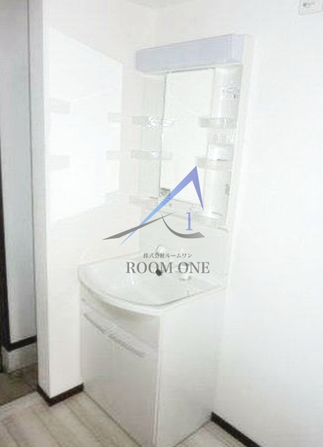 洗面設備　洗面台です。