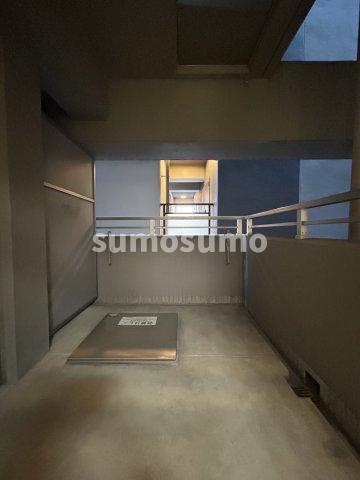 ロビー　コンパクトなキッチンで掃除もラクラク