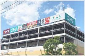 ショッピングセンター　WiRA大井(ウィラ大井)（ショッピングセンター）まで984m