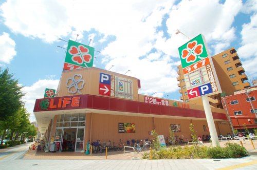 スーパー　ライフ塩草店（スーパー）まで378m